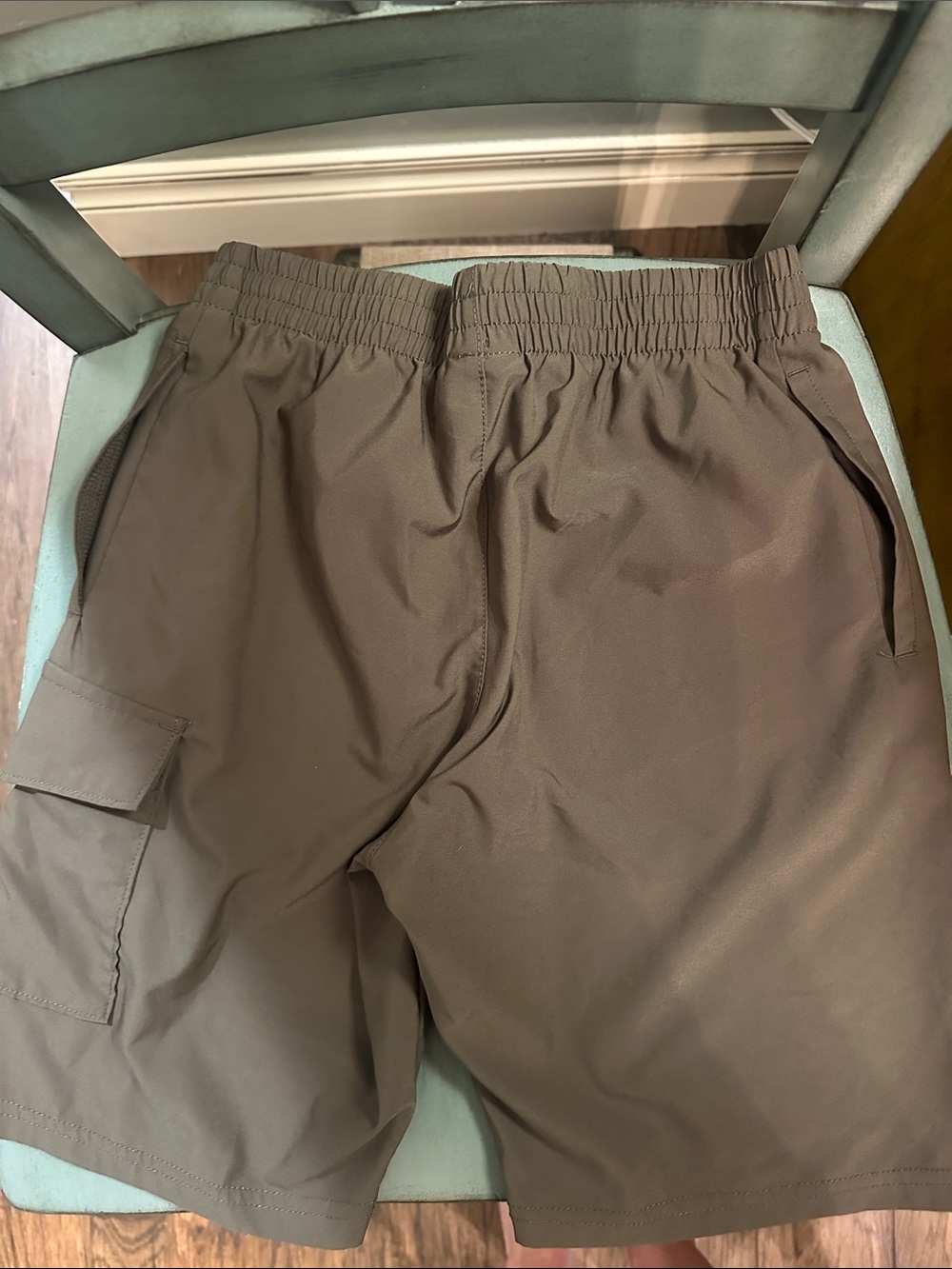 Nike set olive green and cream shorts and tshirt - Picture 5 of 13